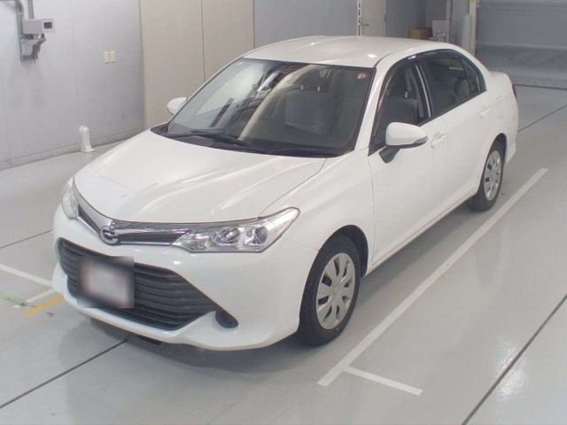 30296 Toyota Corolla axio NRE161 2016 г. (CAA Chubu)